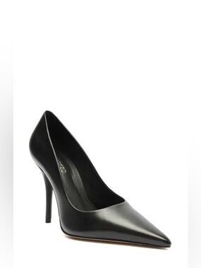 AREZZO 
Emily Pointed Toe Pump